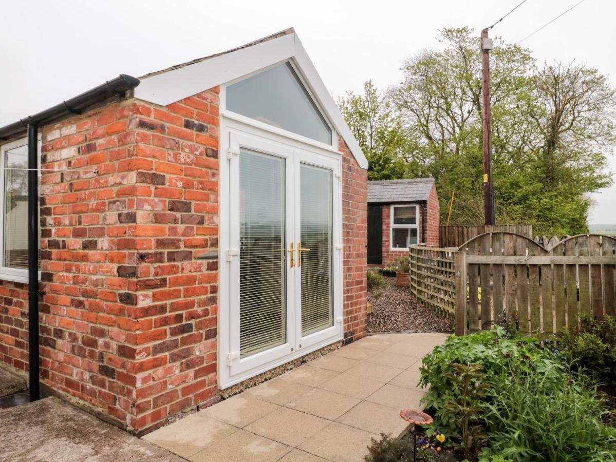 St Cuthbert'S Cottage Beal Exterior photo